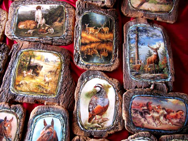 Foto os souvenirs de Portugal de imagens diferentes (a base de cortiça)